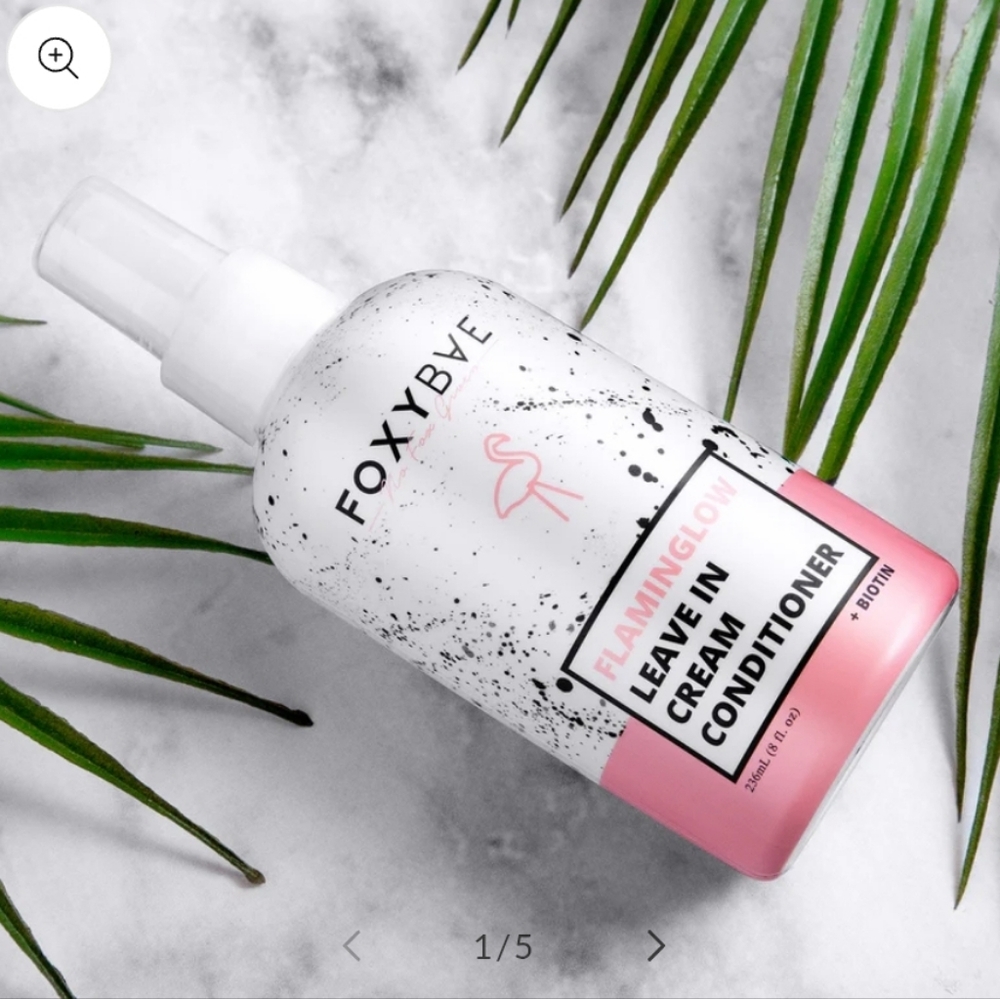 FoxyBae Flaminglow Leave-In Cream Conditioner - White & Pink